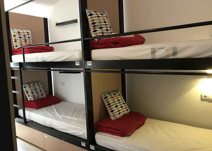 Hostal In Hostel&guest House