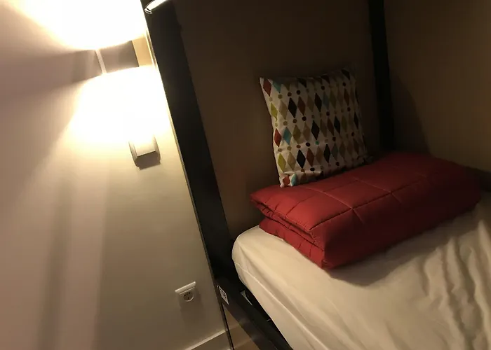 Hostal In Hostel&guest House